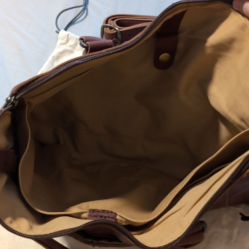 NWOT Duluth Trading Company Leather Laptop Case - Picture 6 of 9